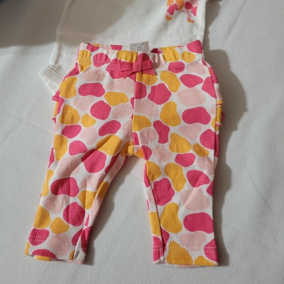Gymboree Size Newborn outlet NWT Set. - Picture 3 of 3
